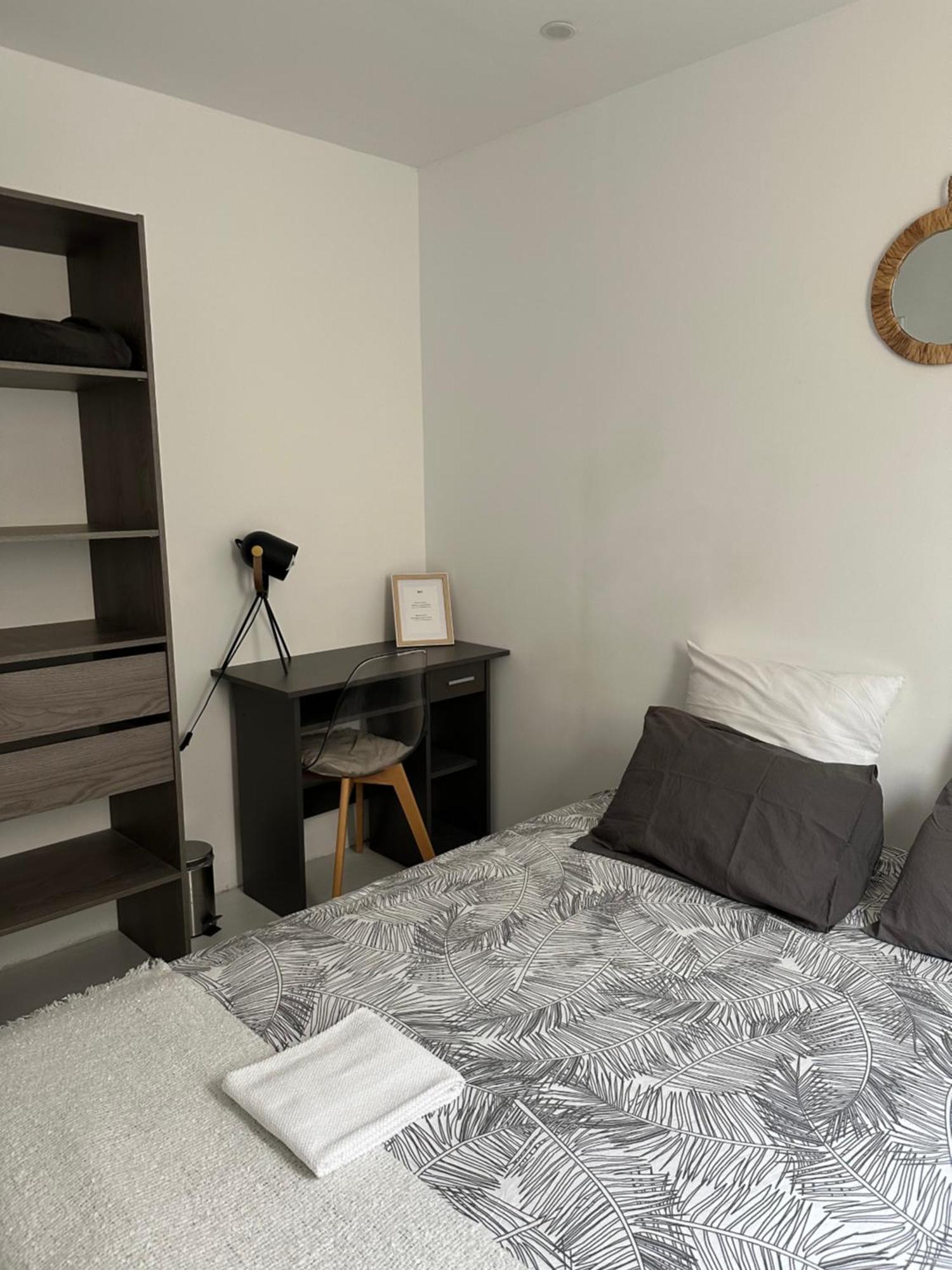 Privat Room In Private Security Residence With Free Parking, 1 Minute From Tramway, 9 Minutes From De Center, Accessible All Transports Nizza Esterno foto