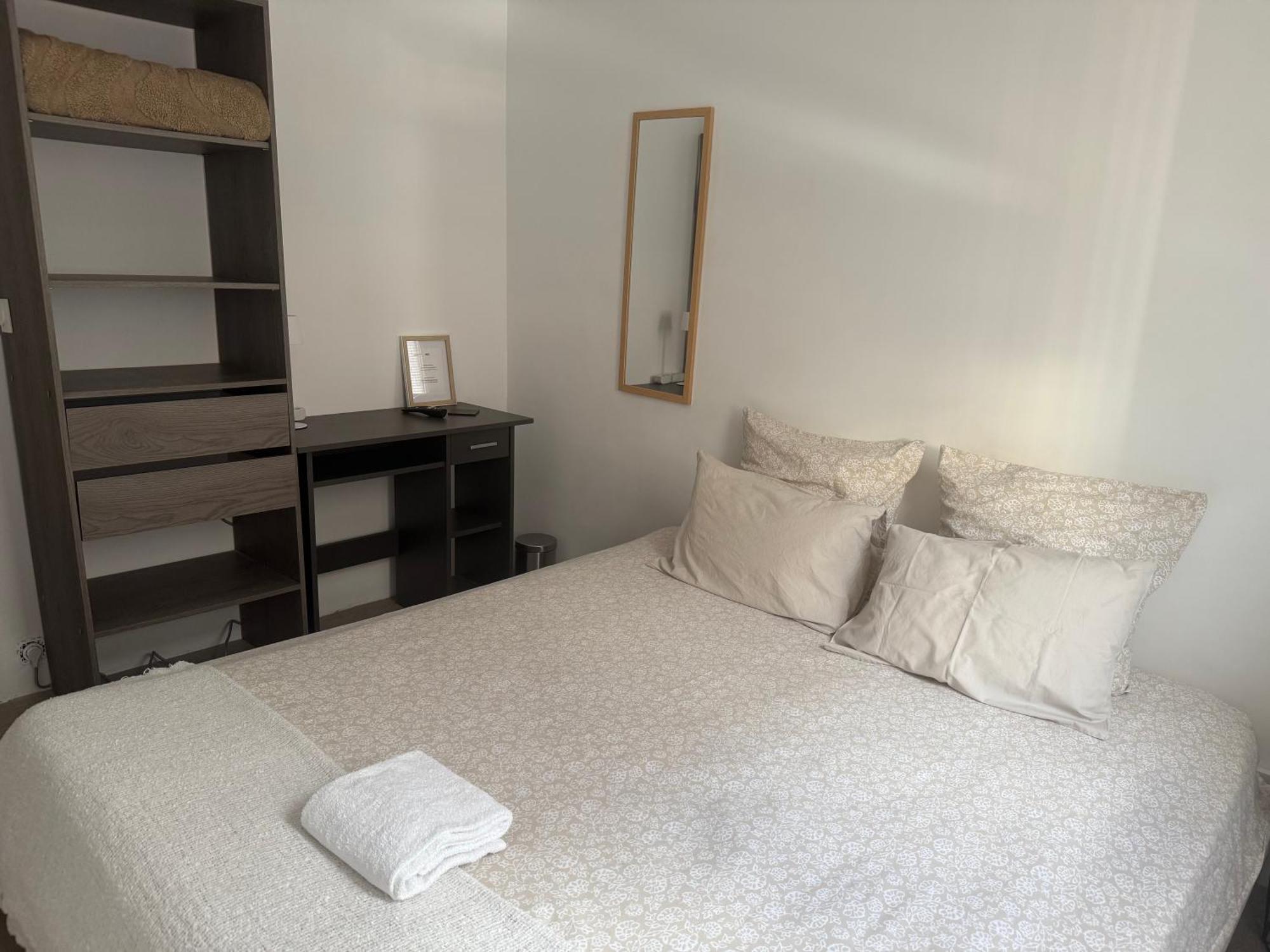 Privat Room In Private Security Residence With Free Parking, 1 Minute From Tramway, 9 Minutes From De Center, Accessible All Transports Nizza Esterno foto